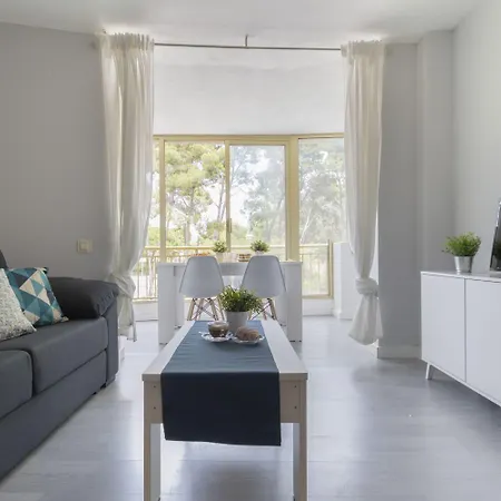 Cataluna Study Apartment