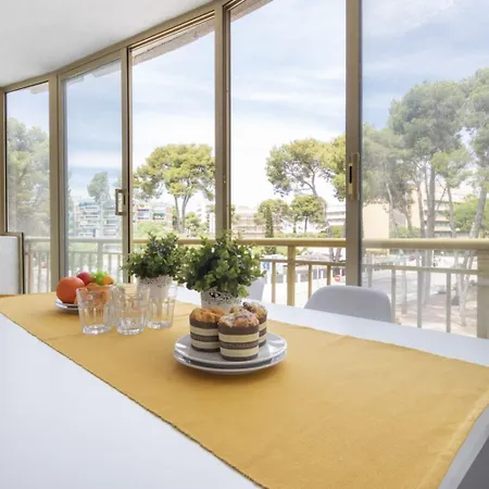 Cataluna Study Apartment